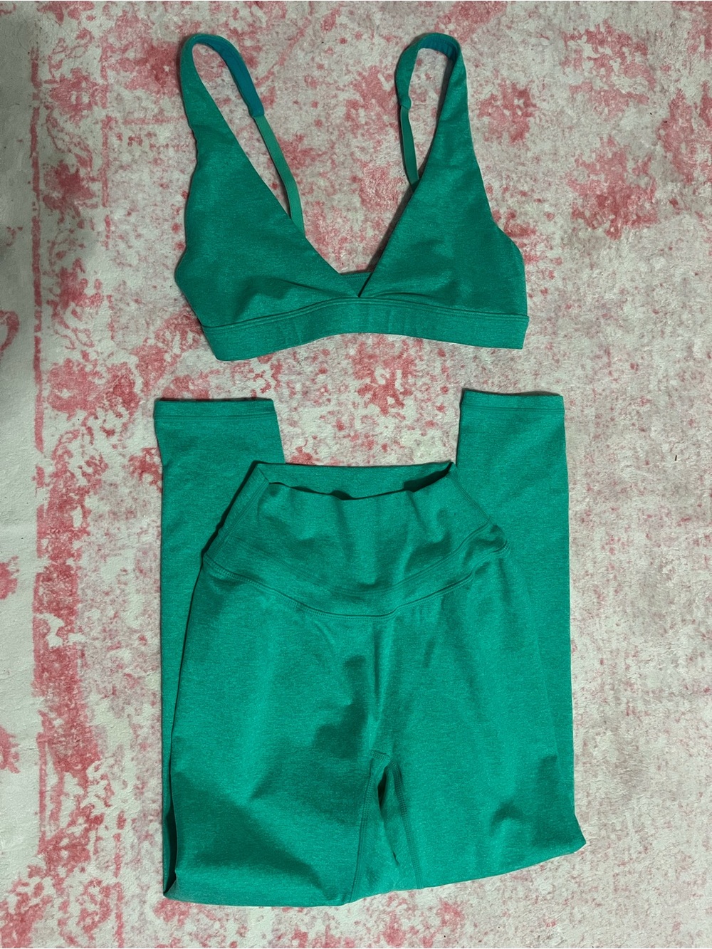 Ptula bare MVP Matching set leggings and bra small lush